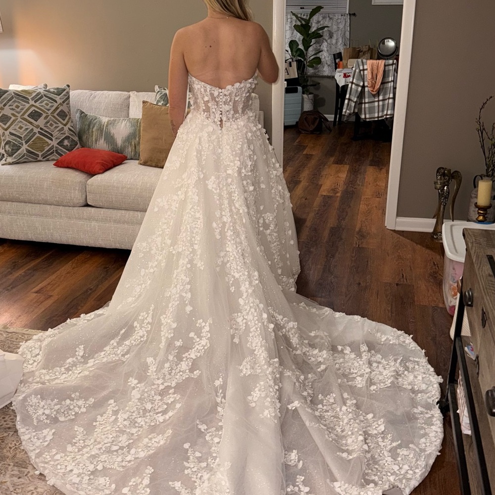 Custom Made Jeune Bridal